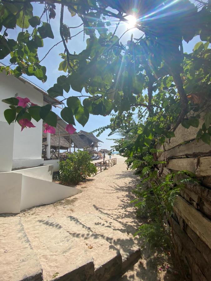 Ndiro Beach House Kendwa Exterior photo