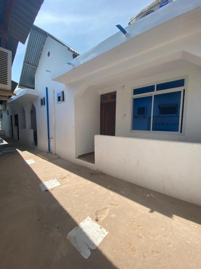 Ndiro Beach House Kendwa Exterior photo