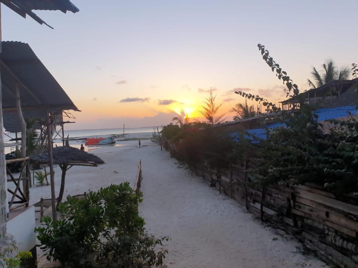 Ndiro Beach House Kendwa Exterior photo