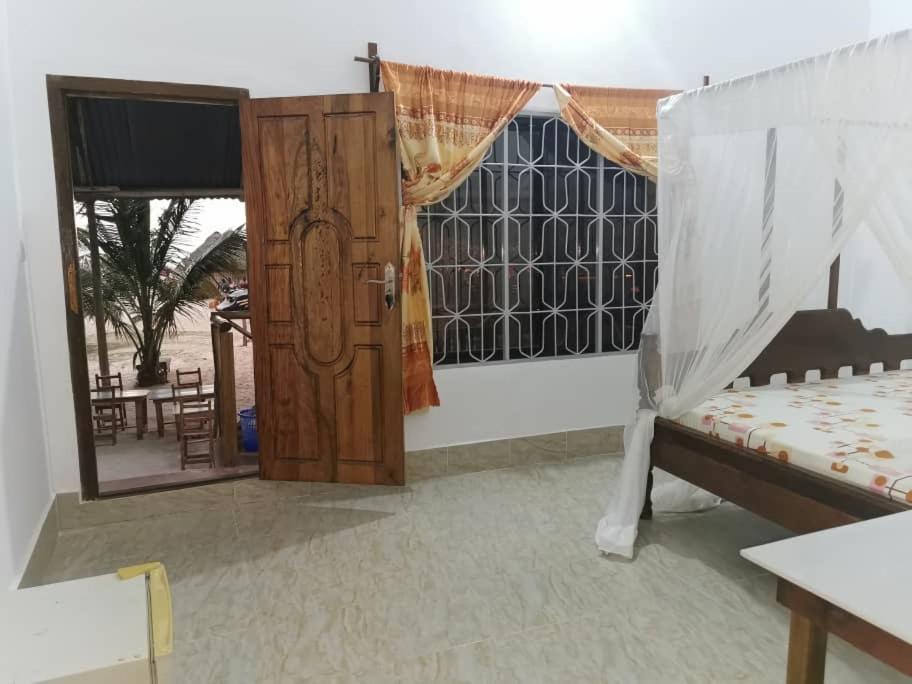 Ndiro Beach House Kendwa Exterior photo